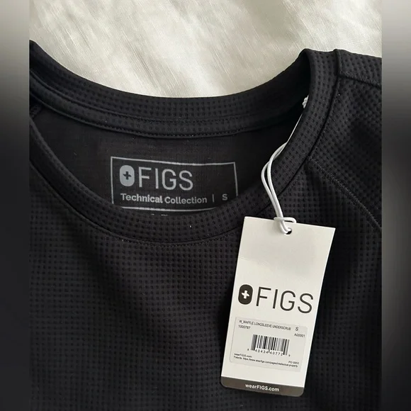 FIGS Black Long Sleeve Waffle Knit Underscrub Top women’s size S - Picture 2 of 4